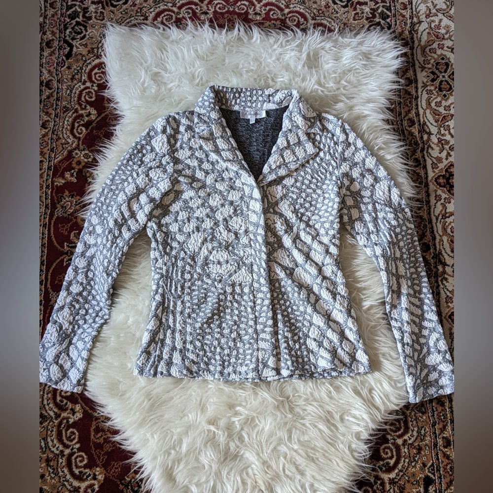 Antonelle White & Grey Textured Blouse